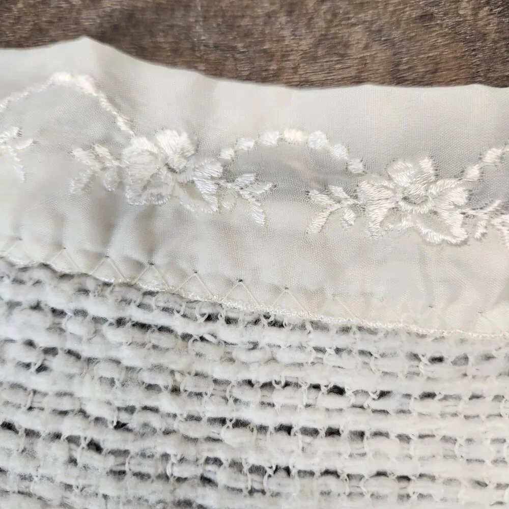 Vtg Light Weight Ivory Blanket Satin Trim Floral Embroidery Approx. 76